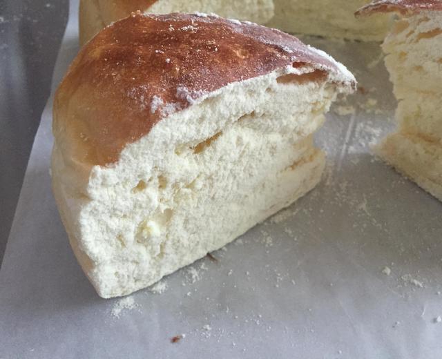 炼乳奶酪包---有面包机的同学做起来更方便哦~~