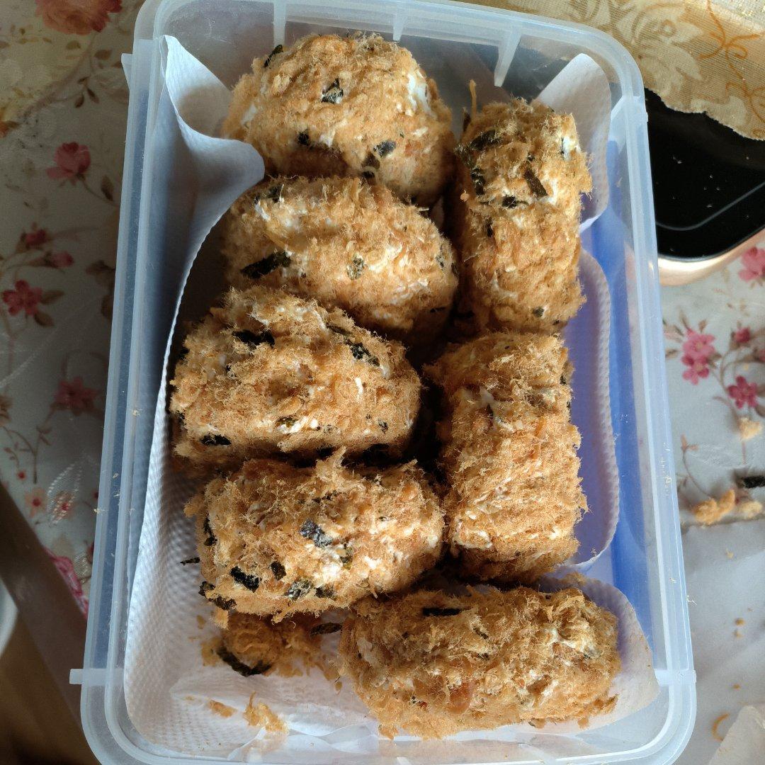 《Tinrry+》海苔肉松小贝