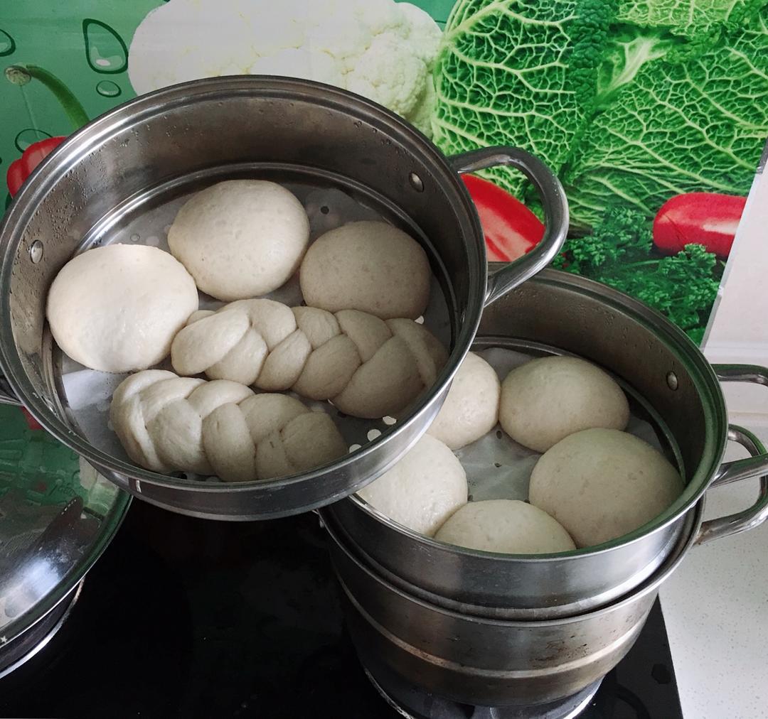蒸馒头