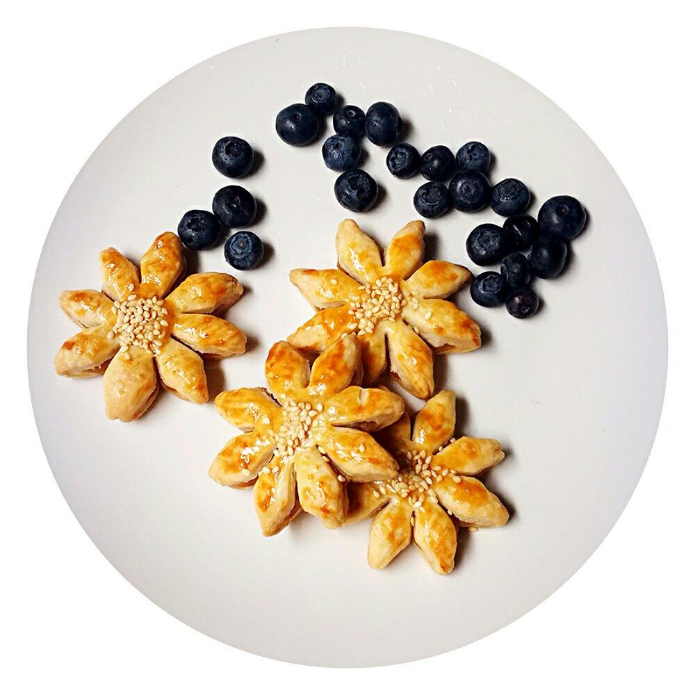 中式酥点（豆沙酥、菊花酥、葵花酥）