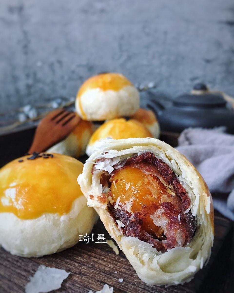 蛋黄酥