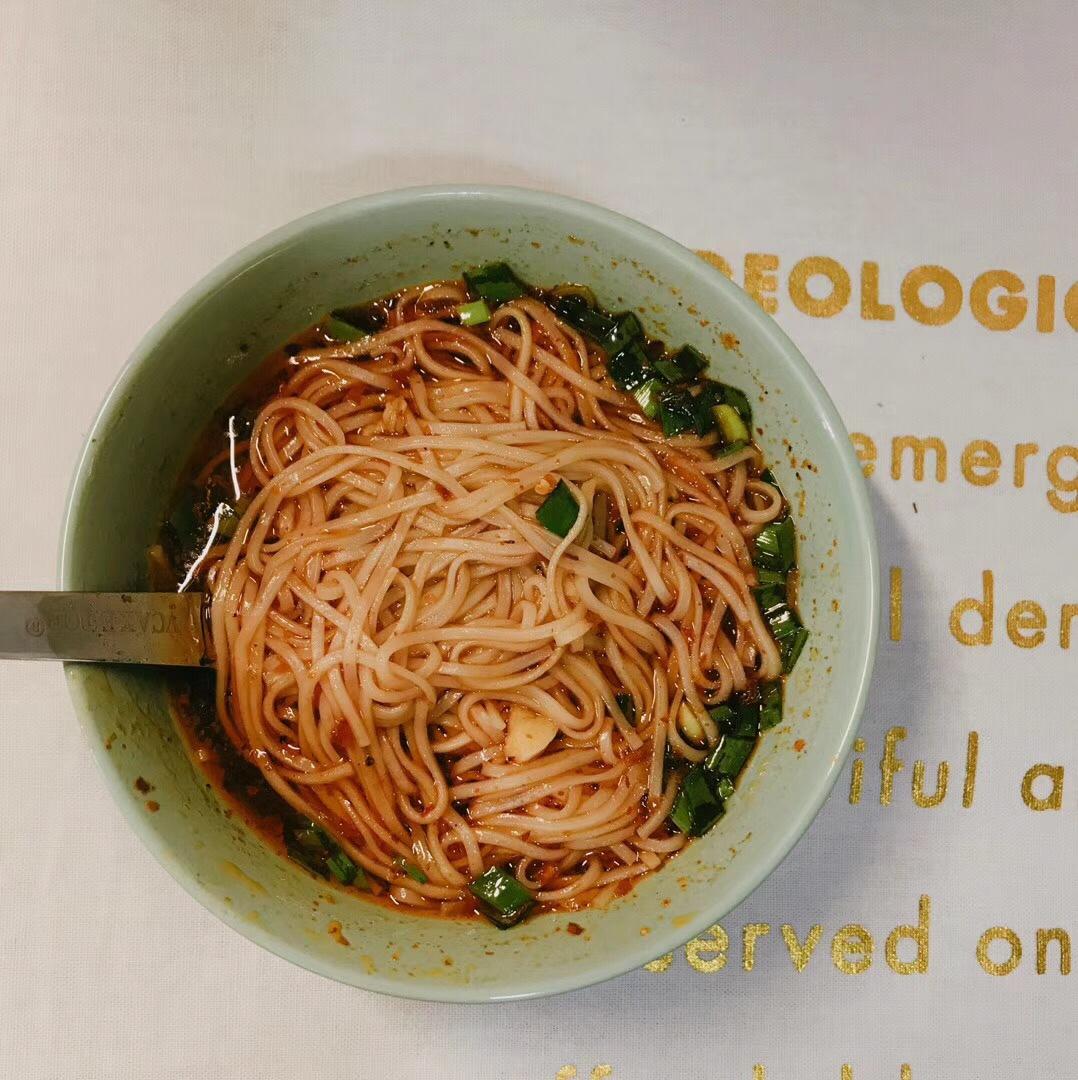 我的一人食：酸汤挂面