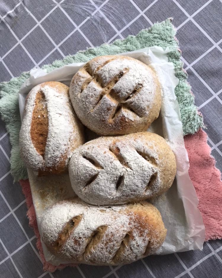 【大师范烘焙】蔓越莓核桃全麦面包