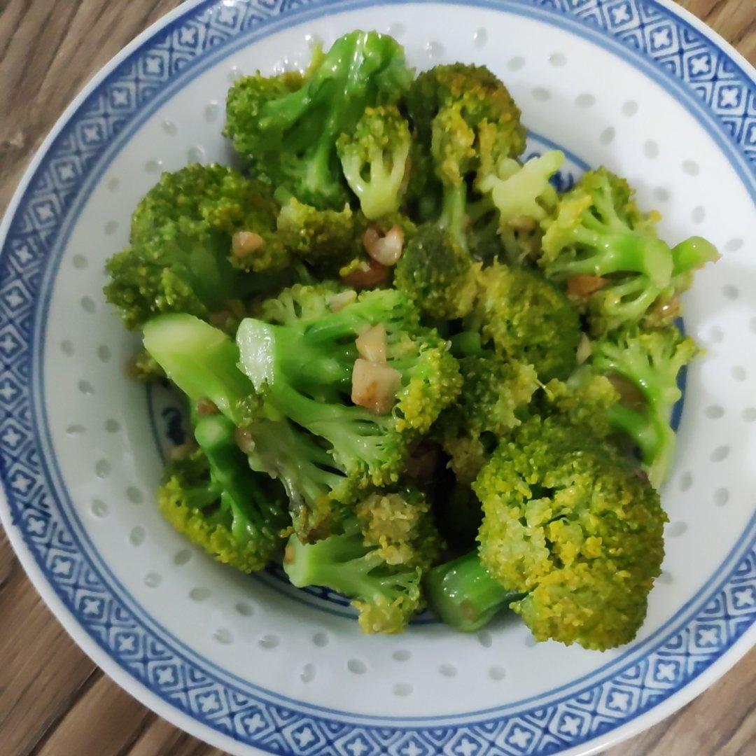 蚝油蒜蓉西兰花