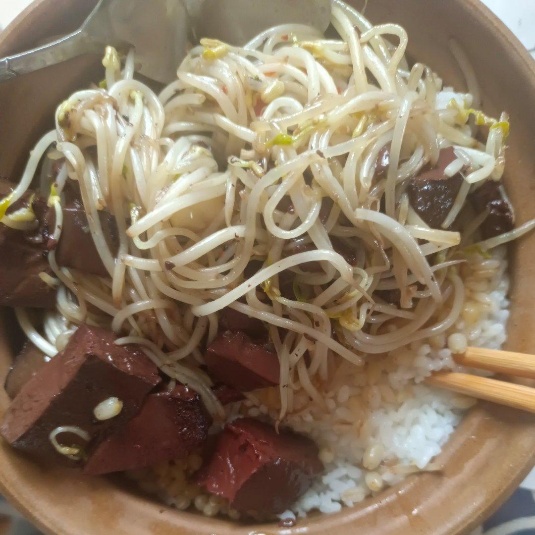 猪血炒豆芽