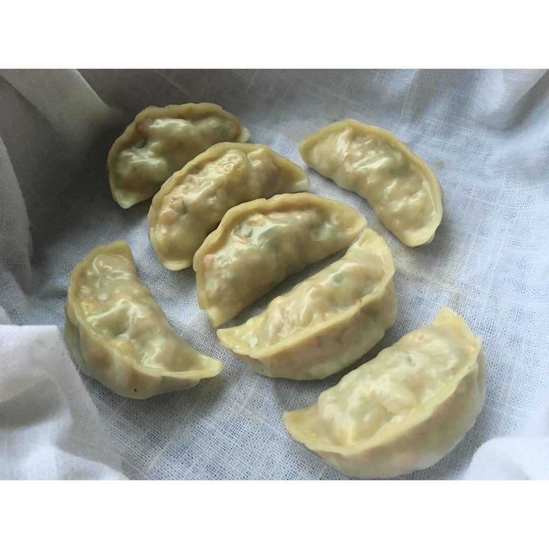 妈妈的胡萝卜素水饺