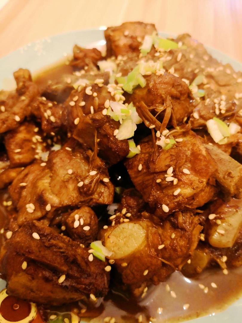 懒人版糖醋排骨-比红烧的更开胃更下饭！