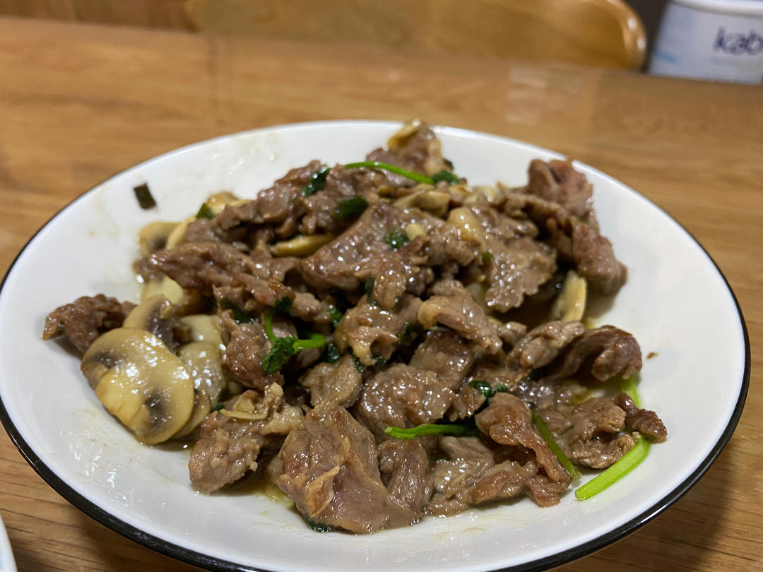 又香又嫩的小炒牛肉（巨好吃，手残党也能做）