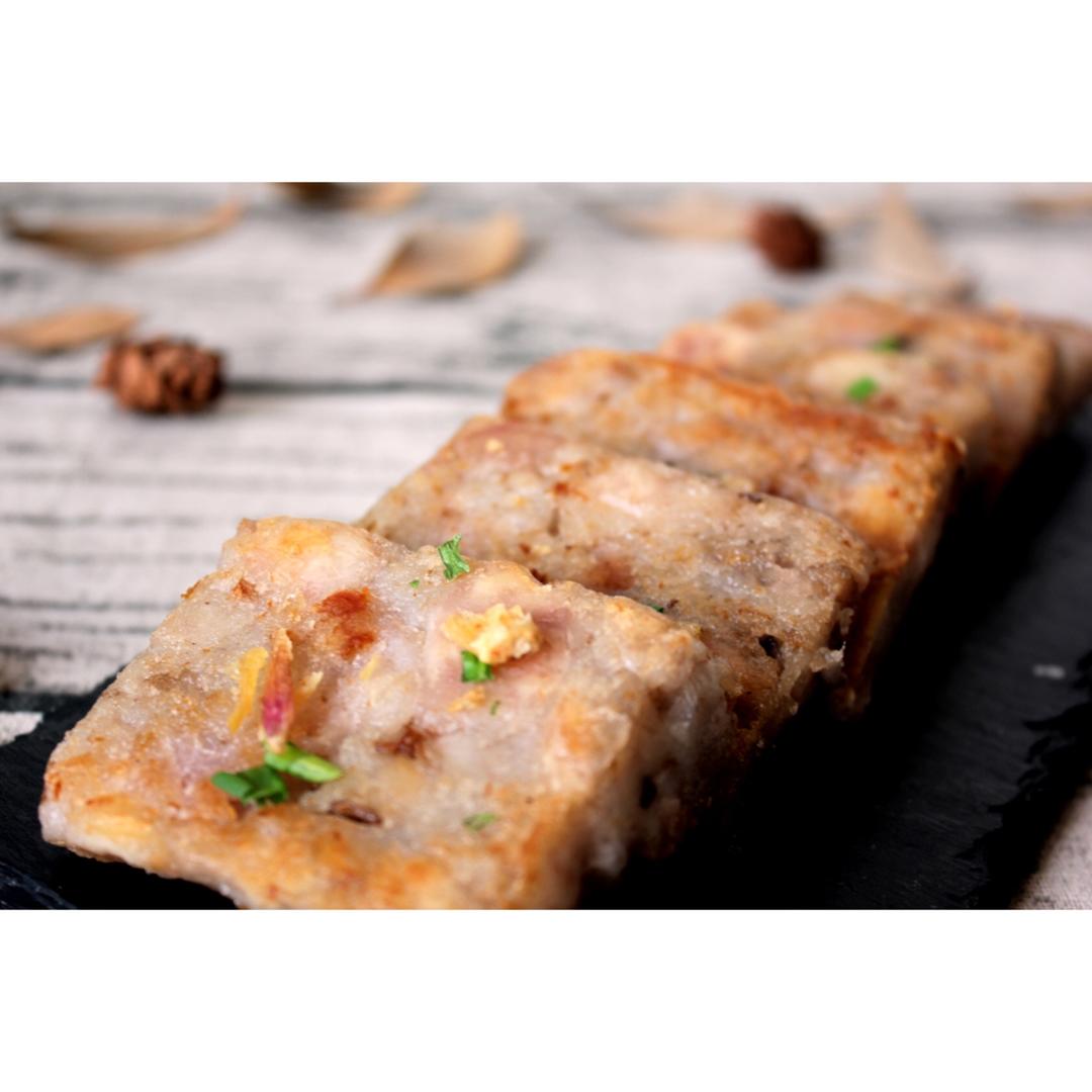 我是小猪头做的香煎芋头糕