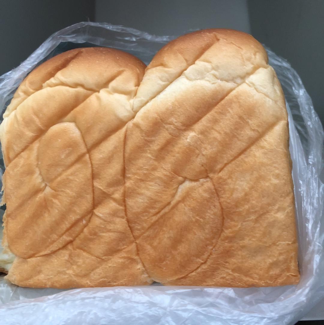 肉松沙拉酱面包（65度汤种）