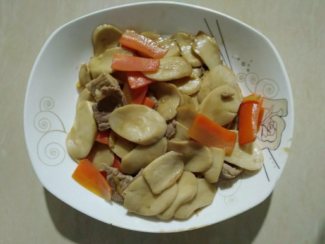 杏鲍菇炒肉