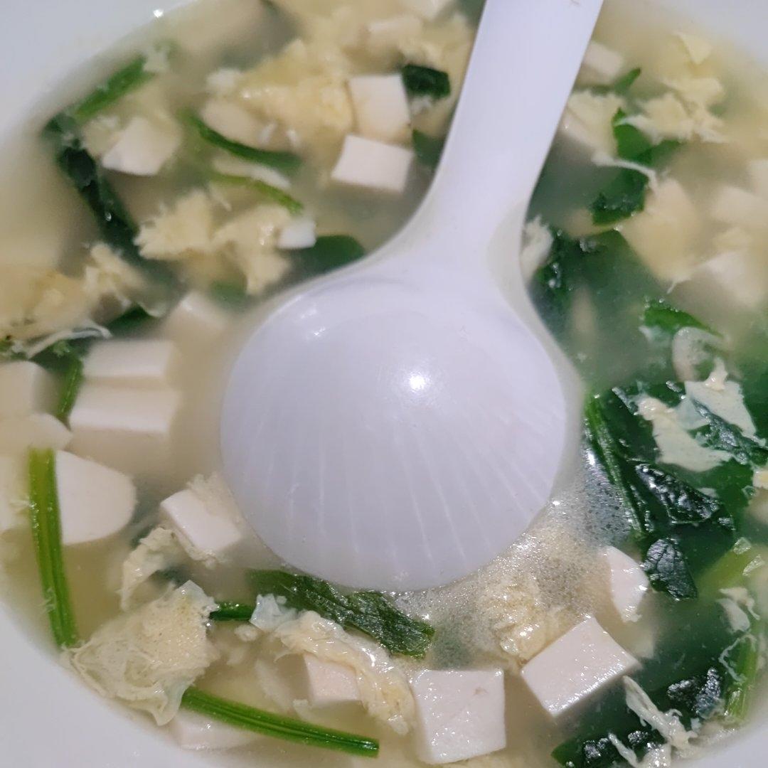 减肥低卡高蛋白靓汤-菠菜豆腐鸡蛋汤，可加洋车前子壳粉