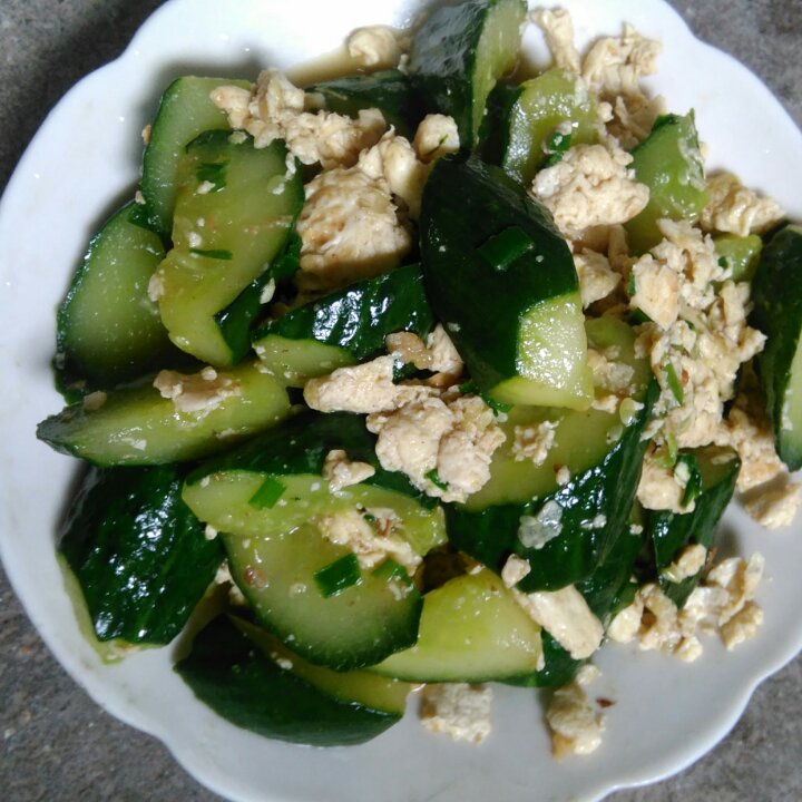 黄瓜炒鸡蛋