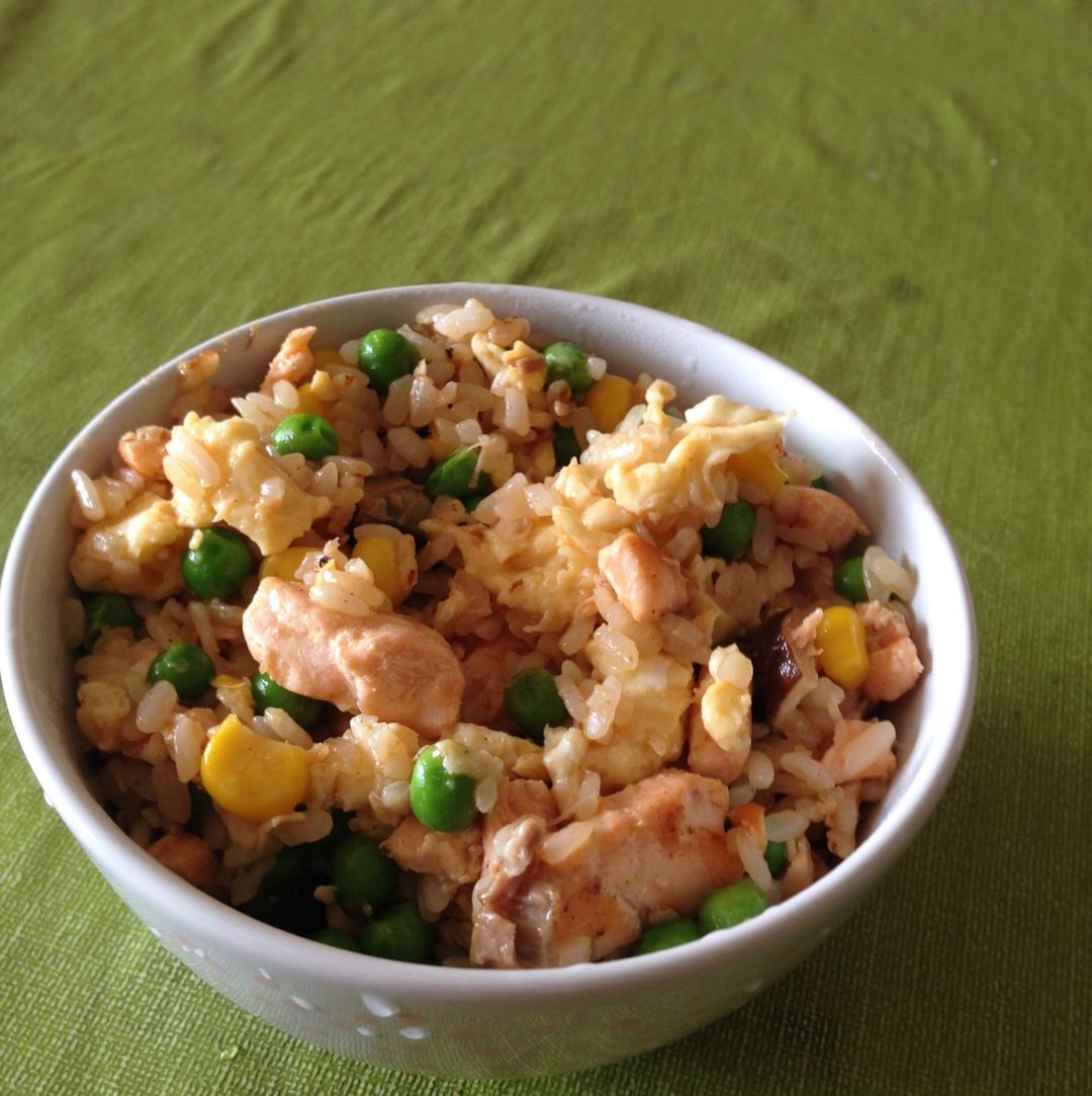 三文鱼蛋炒饭