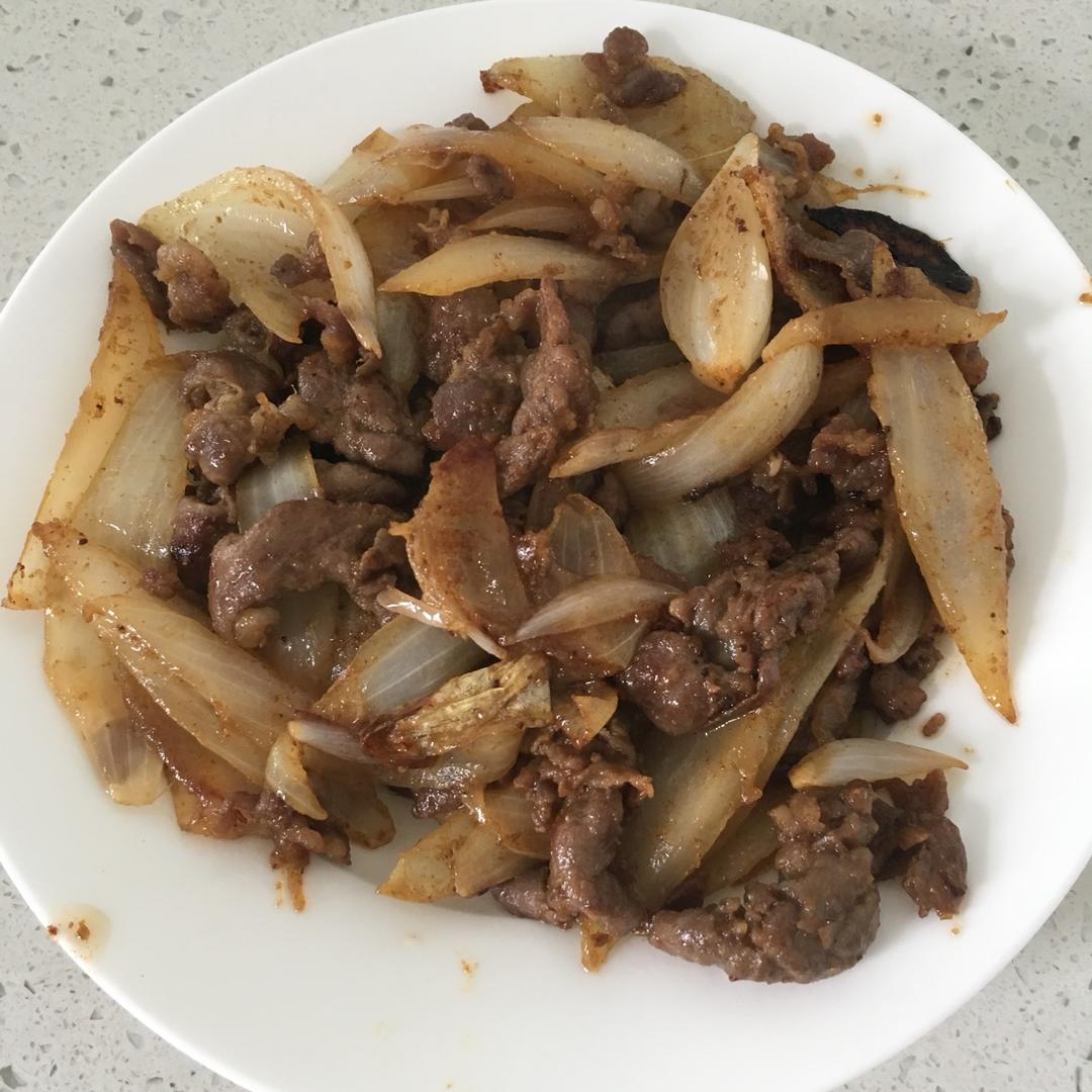 洋葱炒烤肉