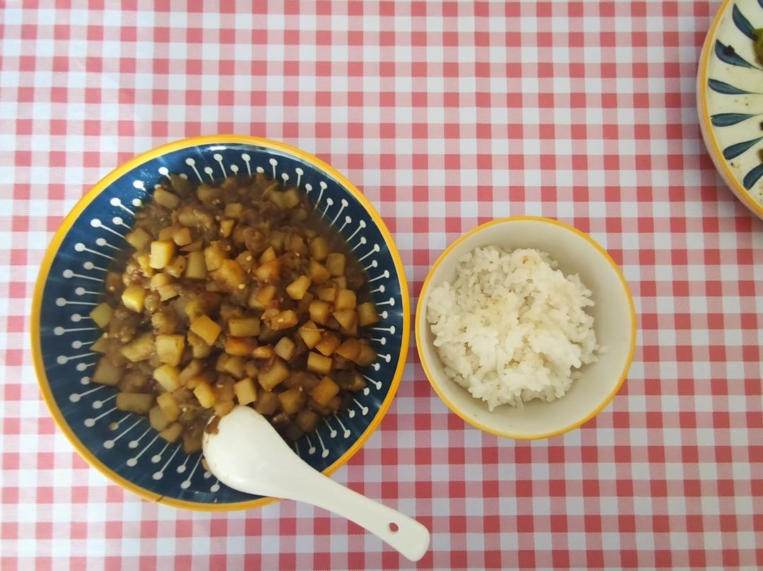 土豆炖茄子(东北菜)