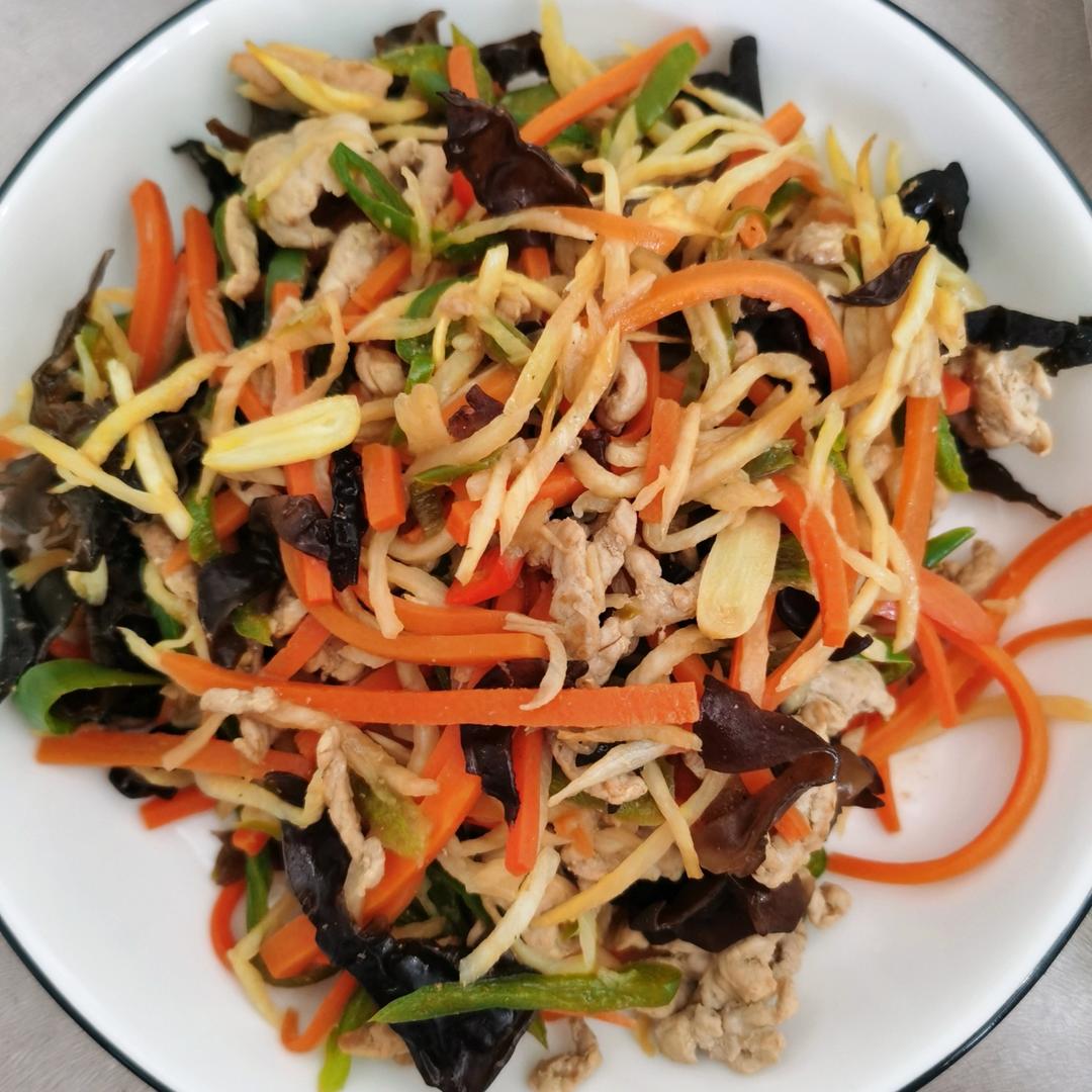 开胃又好吃——酸酸的茭白炒三丝