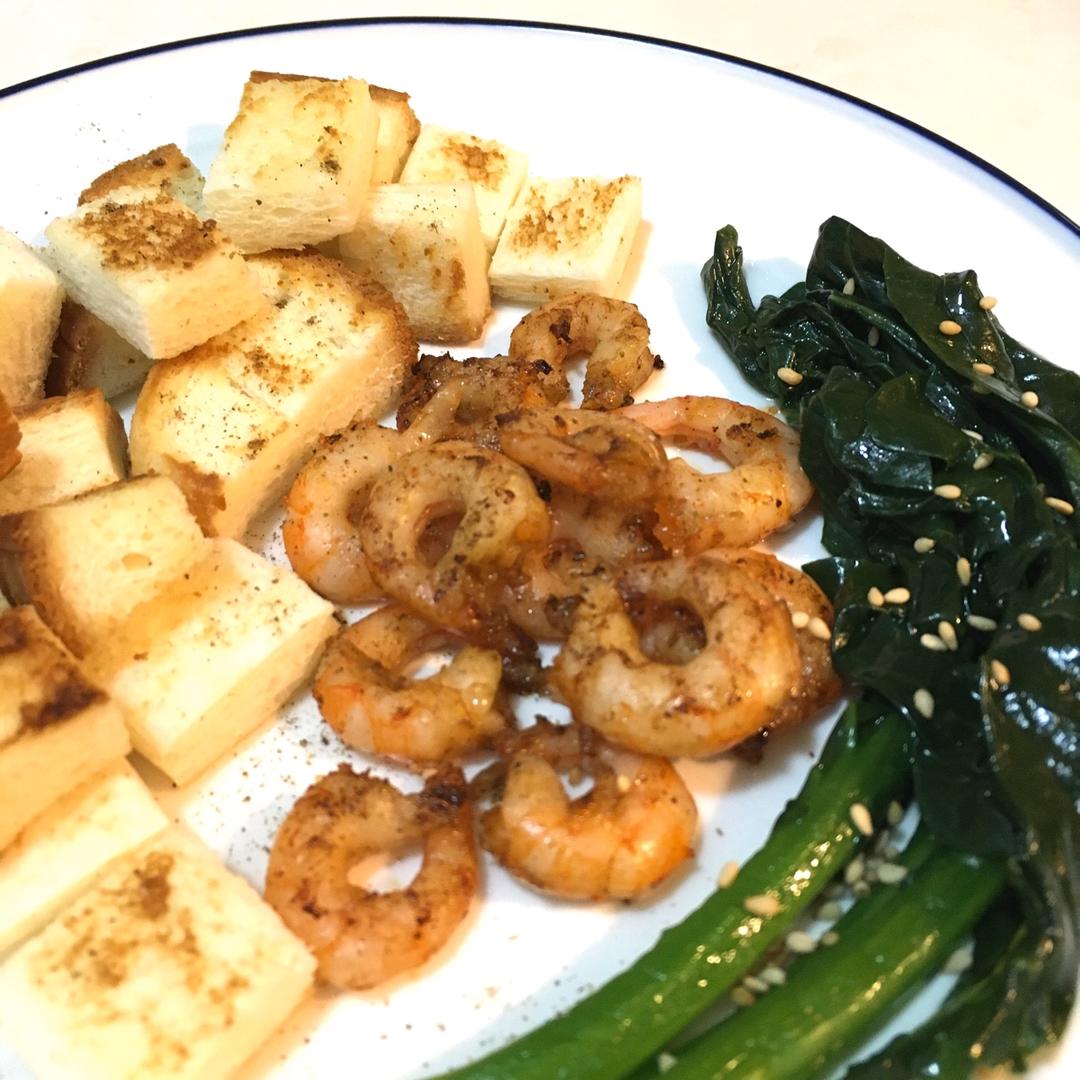 黄油煎 虾仁&吐司 简餐