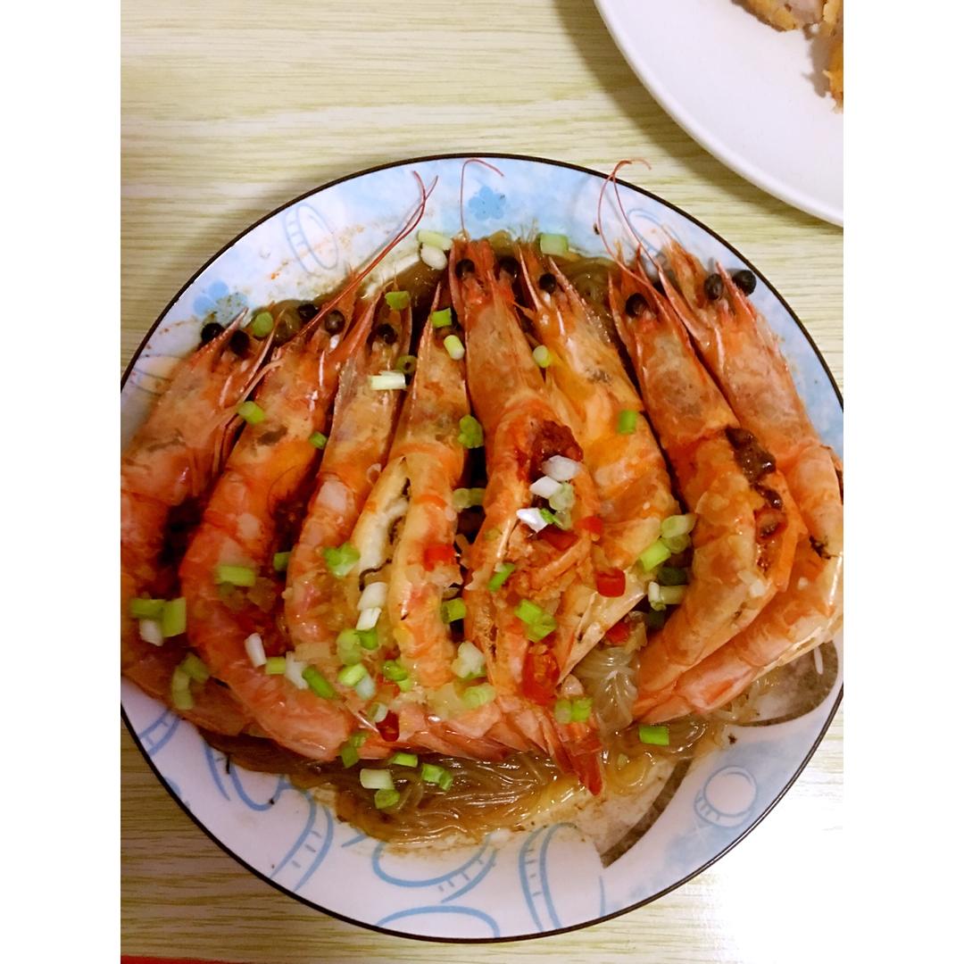 蒜蓉粉丝蒸大虾