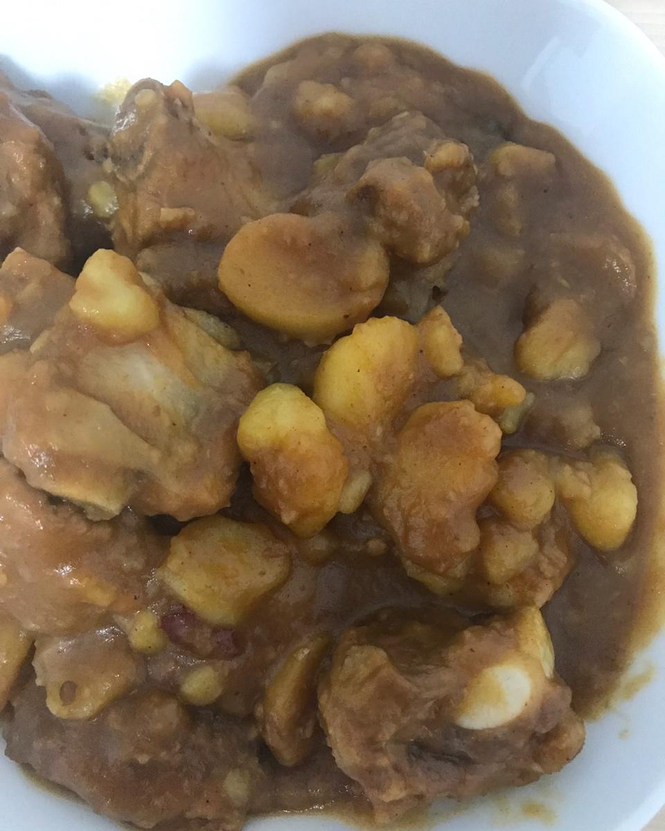 小美土豆烧排骨