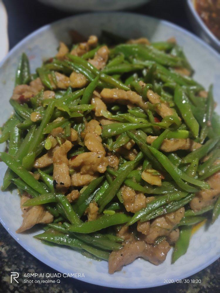 炒肉就得嫩—豆角炒肉（四季豆）