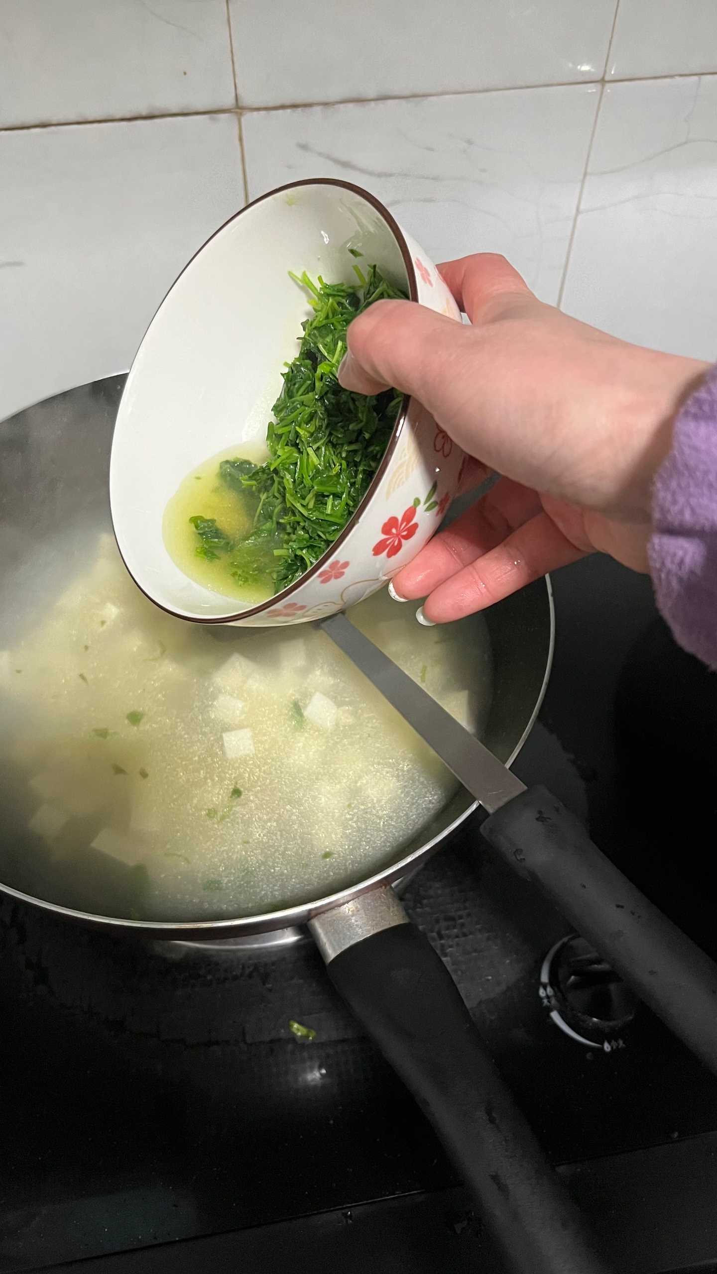 清爽怡人翡翠白玉荠菜豆腐汤的做法 步骤8
