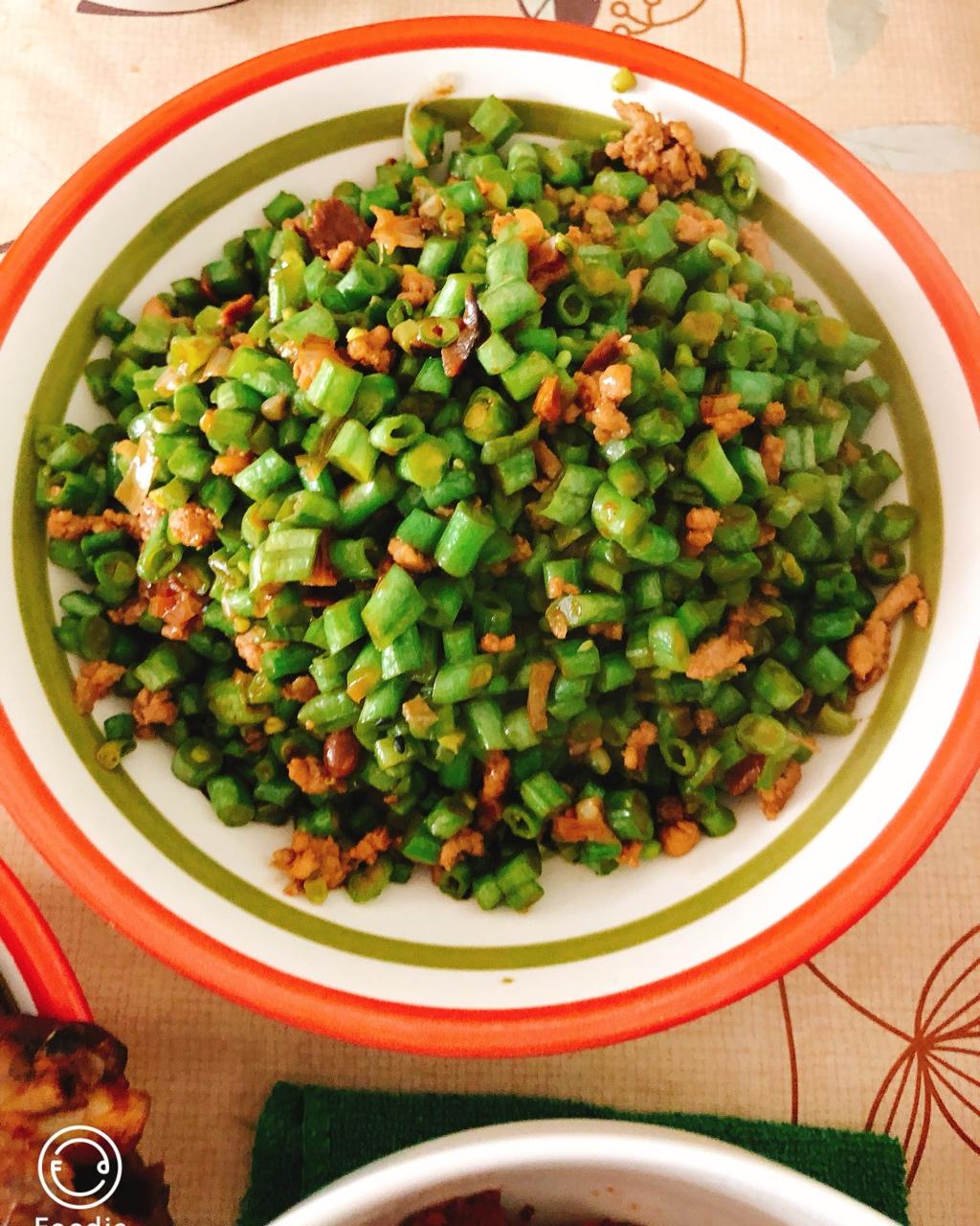 我爱阑珊做的肉沫豆角下饭菜