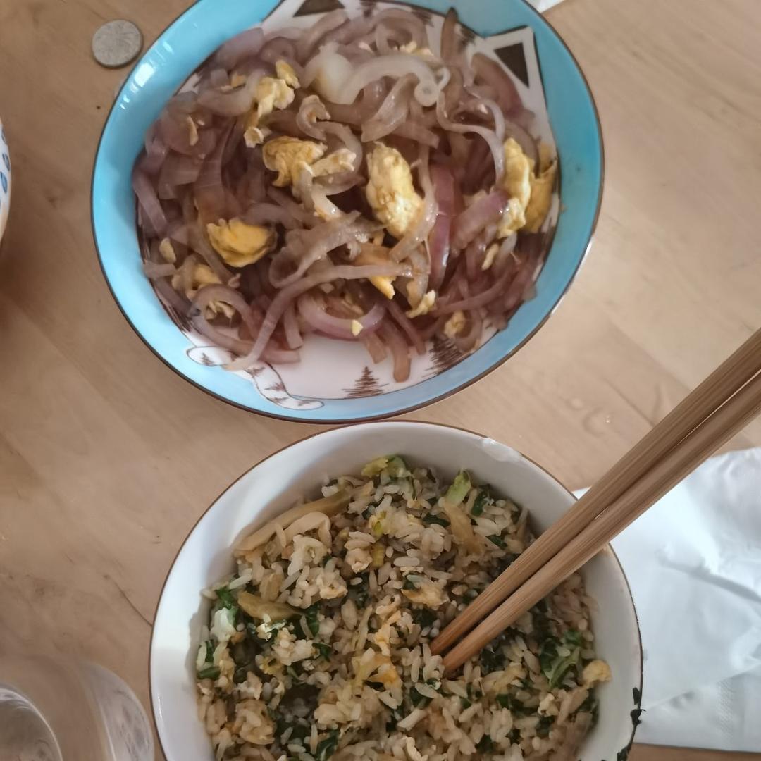 洋葱炒鸡蛋