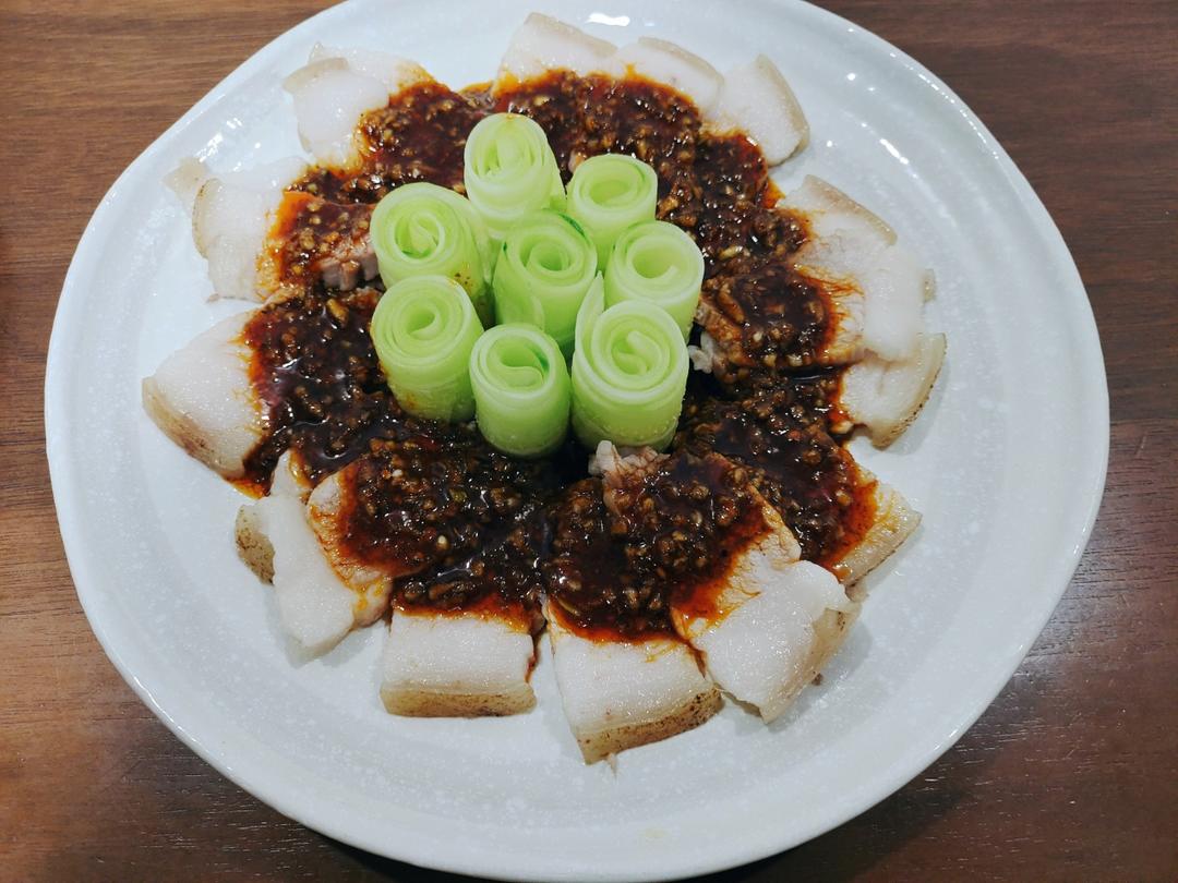 绝味川菜—蒜泥白肉๑