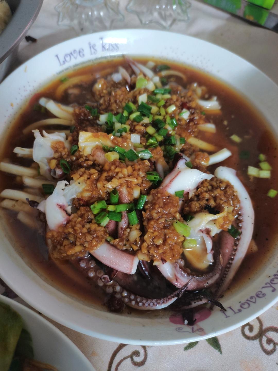 蒜蓉粉丝蒸鱿鱼