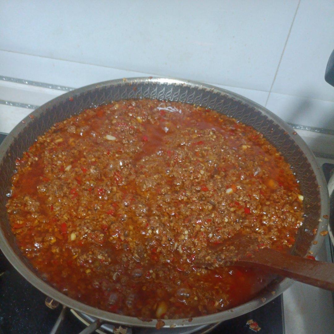 独家秘制香菇牛肉酱