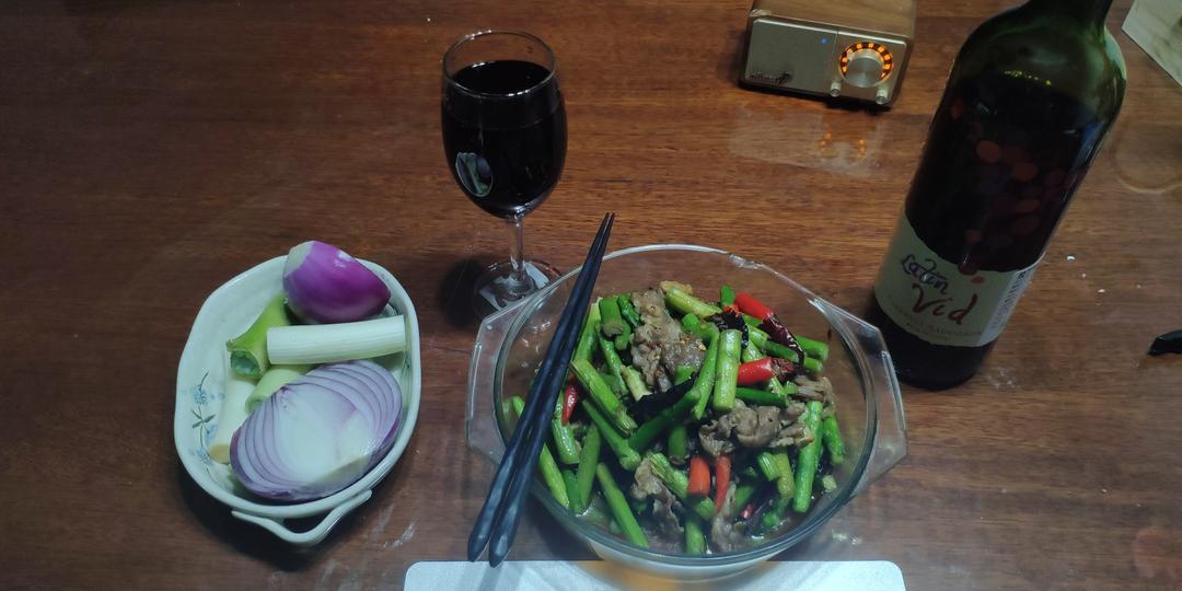 芦笋辣炒牛肉