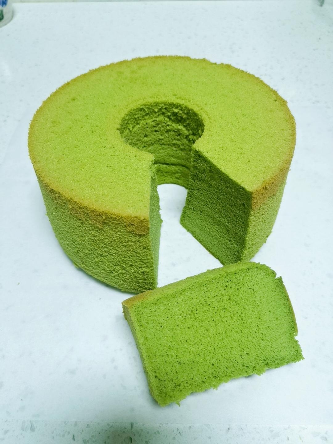 轻盈Q弹的戚风蛋糕（中空模）