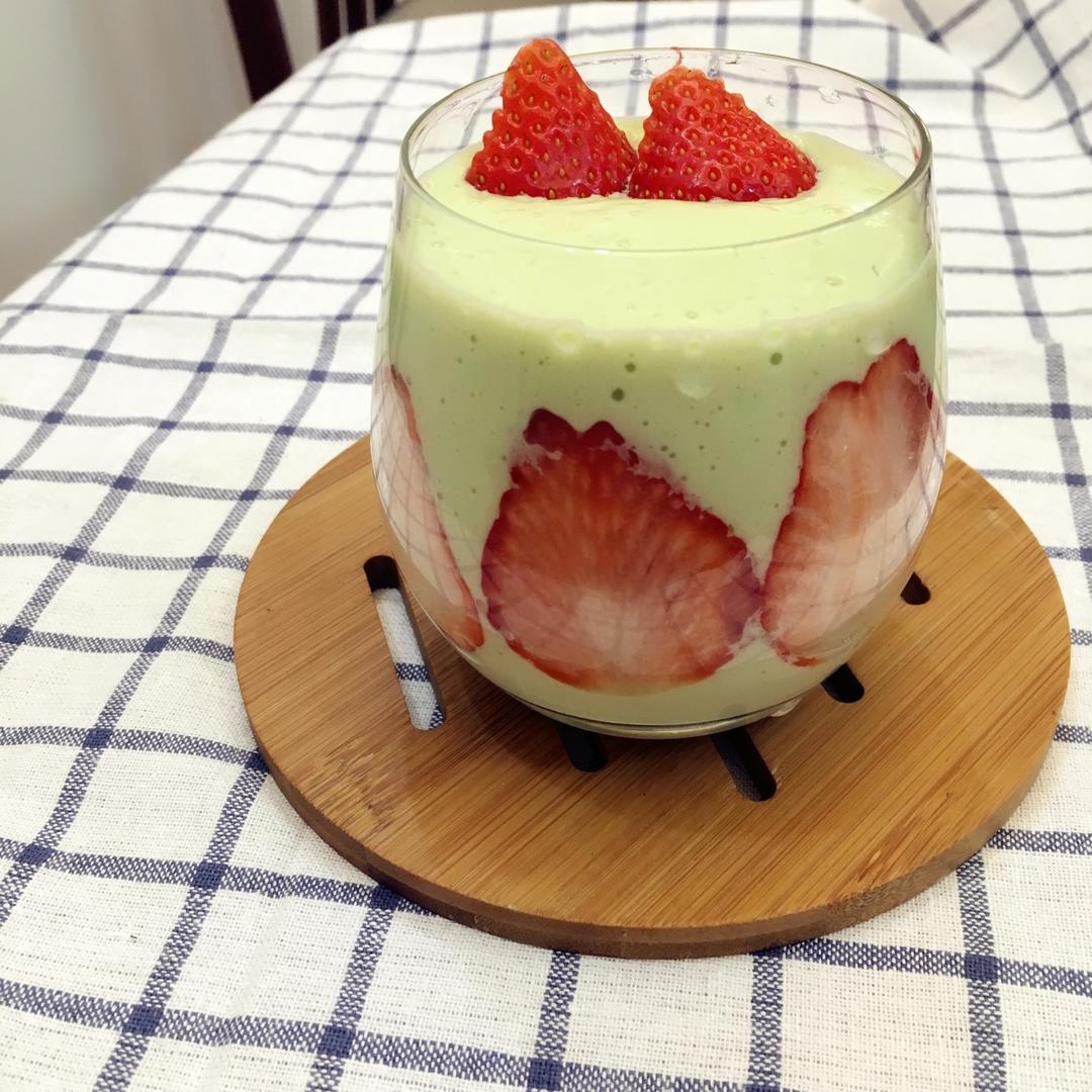 牛油果奶昔