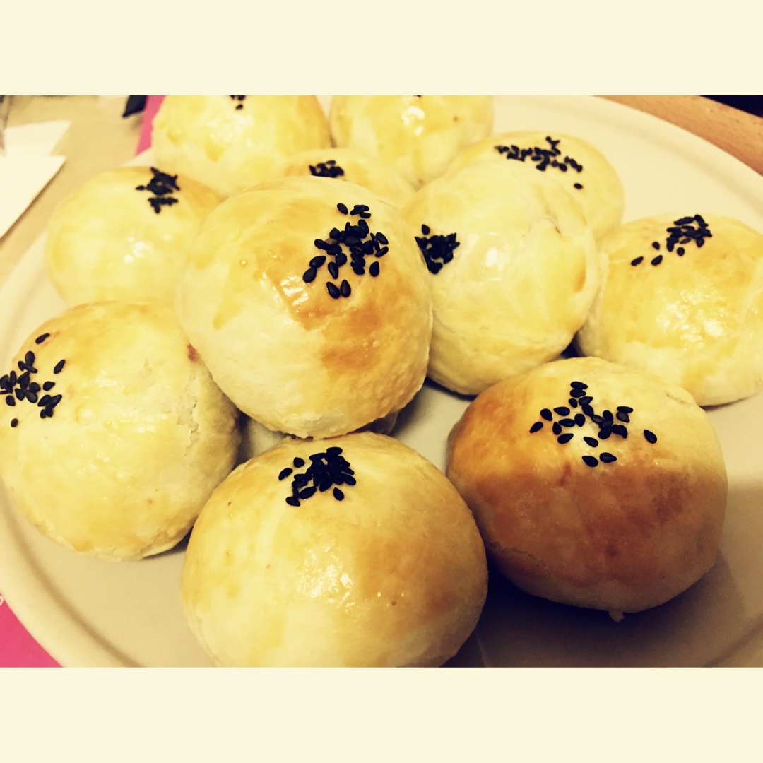 酥皮绿豆饼   酥得掉渣渣