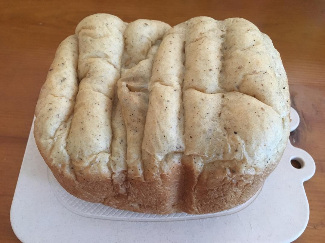 秒杀吐司的面包整形方法