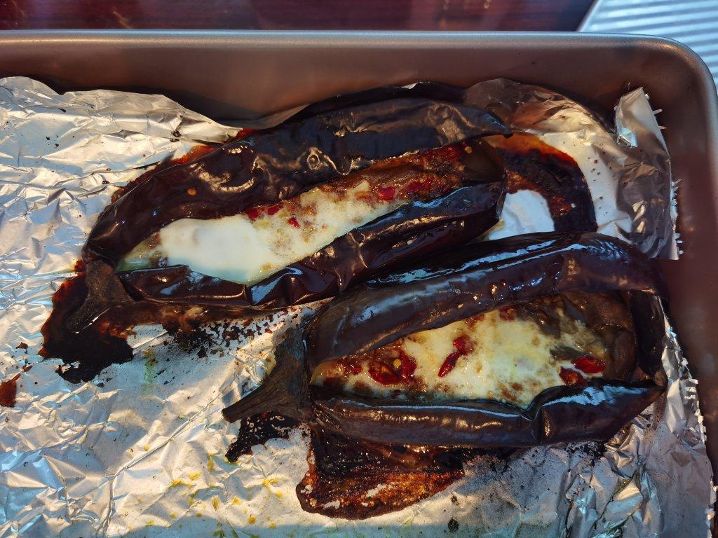 CC招牌菜销魂烤茄子，百吃不厌！