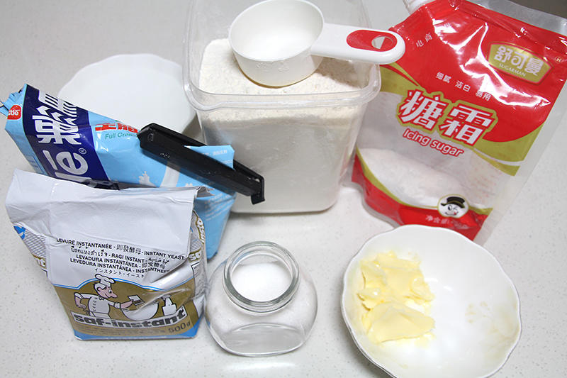 纯奶手撕吐司的做法 步骤1