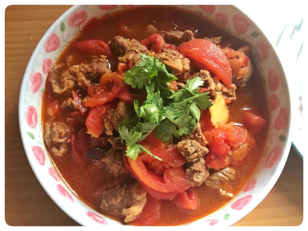 番茄炖带骨牛腩—Staub珐琅铸铁锅
