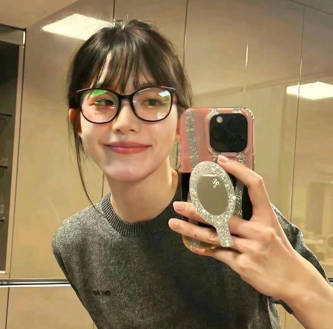 阿橘笑起来真好看呐