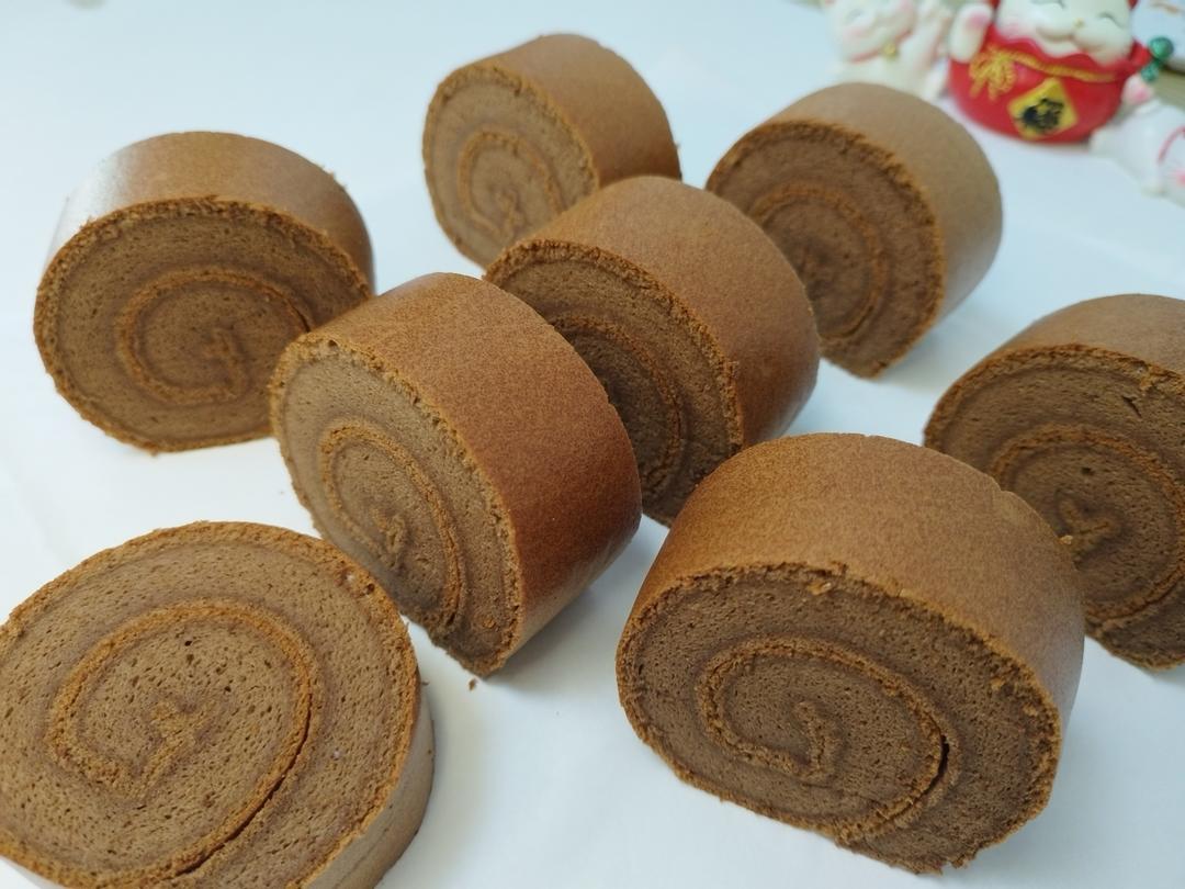 巧克力蛋糕卷～不掉皮，不开裂，无法抗拒的美味！