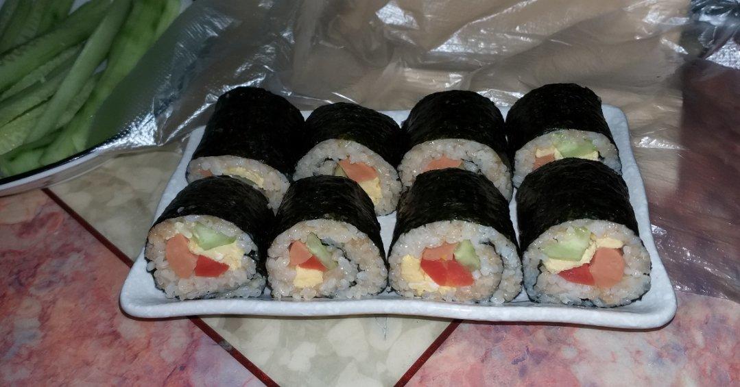 寿司卷
鳗鱼芝士饭团🍙+紫菜卷