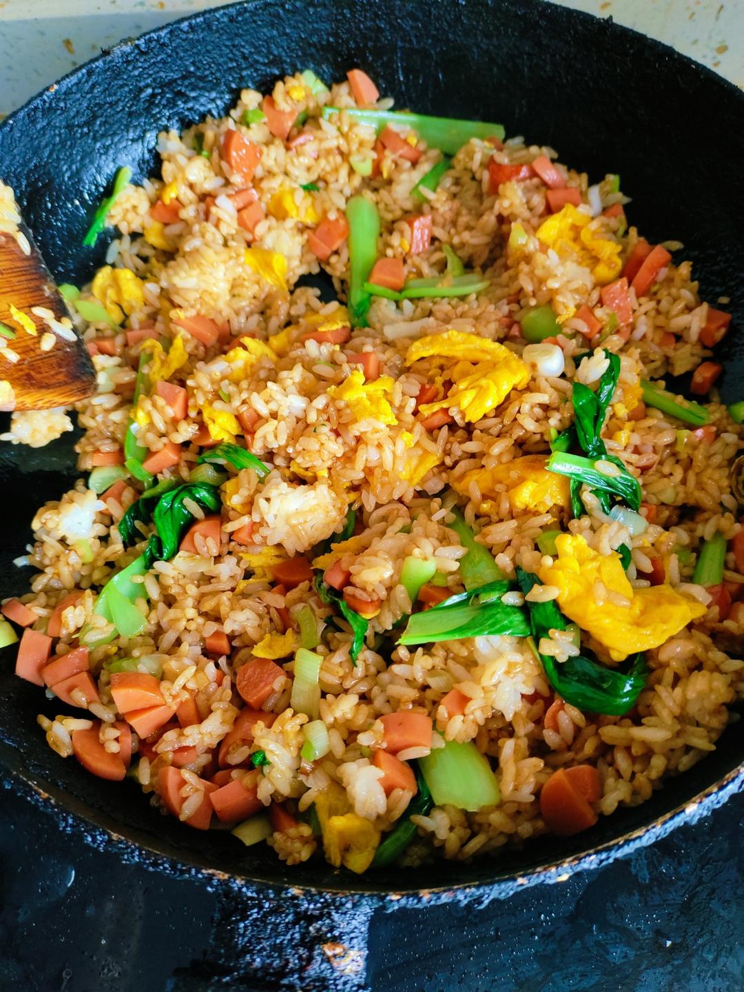 超级好吃！简单零失败的秘制蛋炒饭