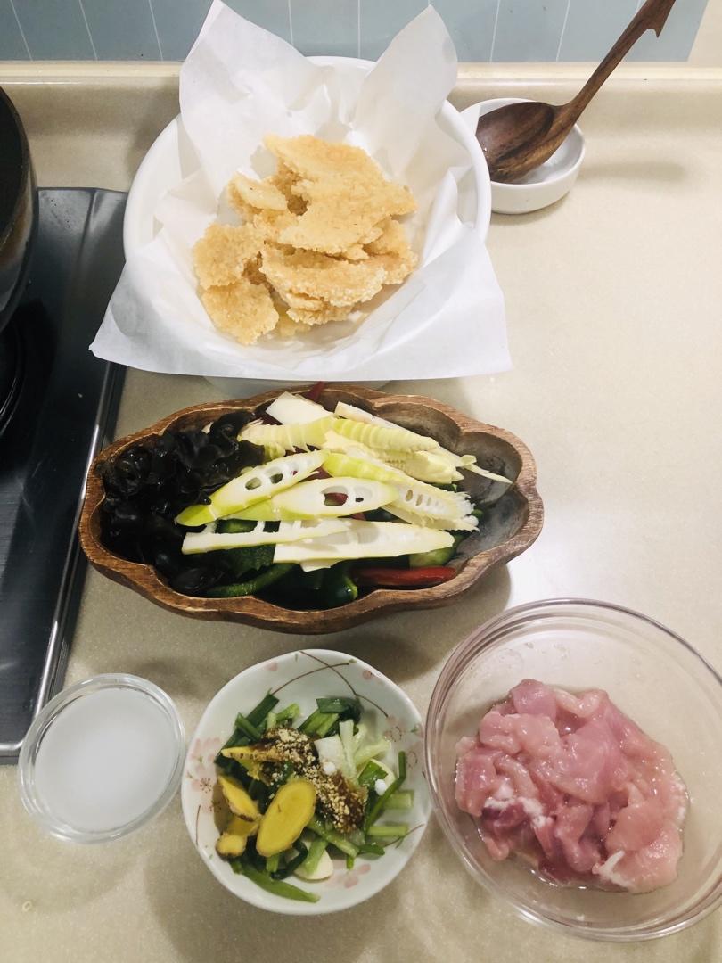 堂妈教你做锅巴肉片