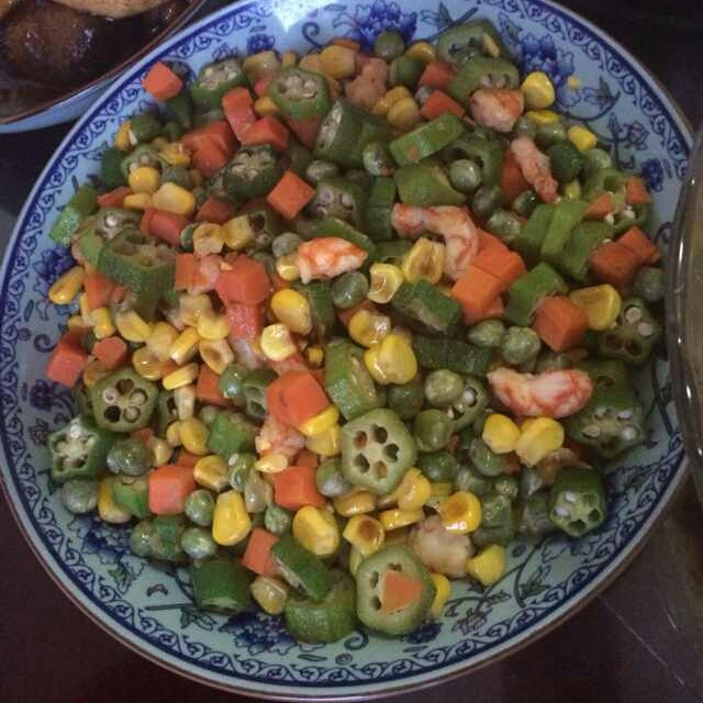 彩椒秋葵炒虾仁