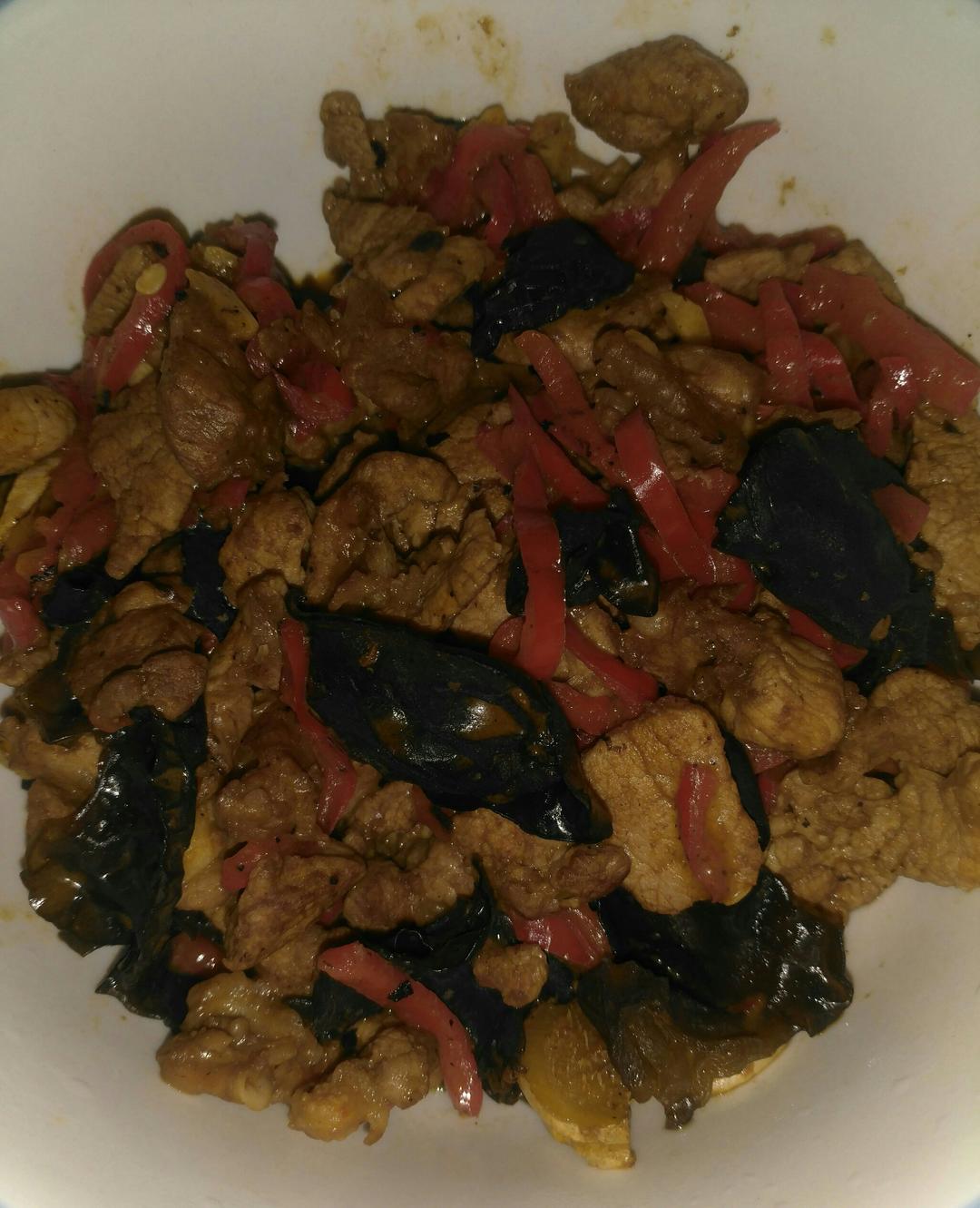 超下饭的木耳炒肉