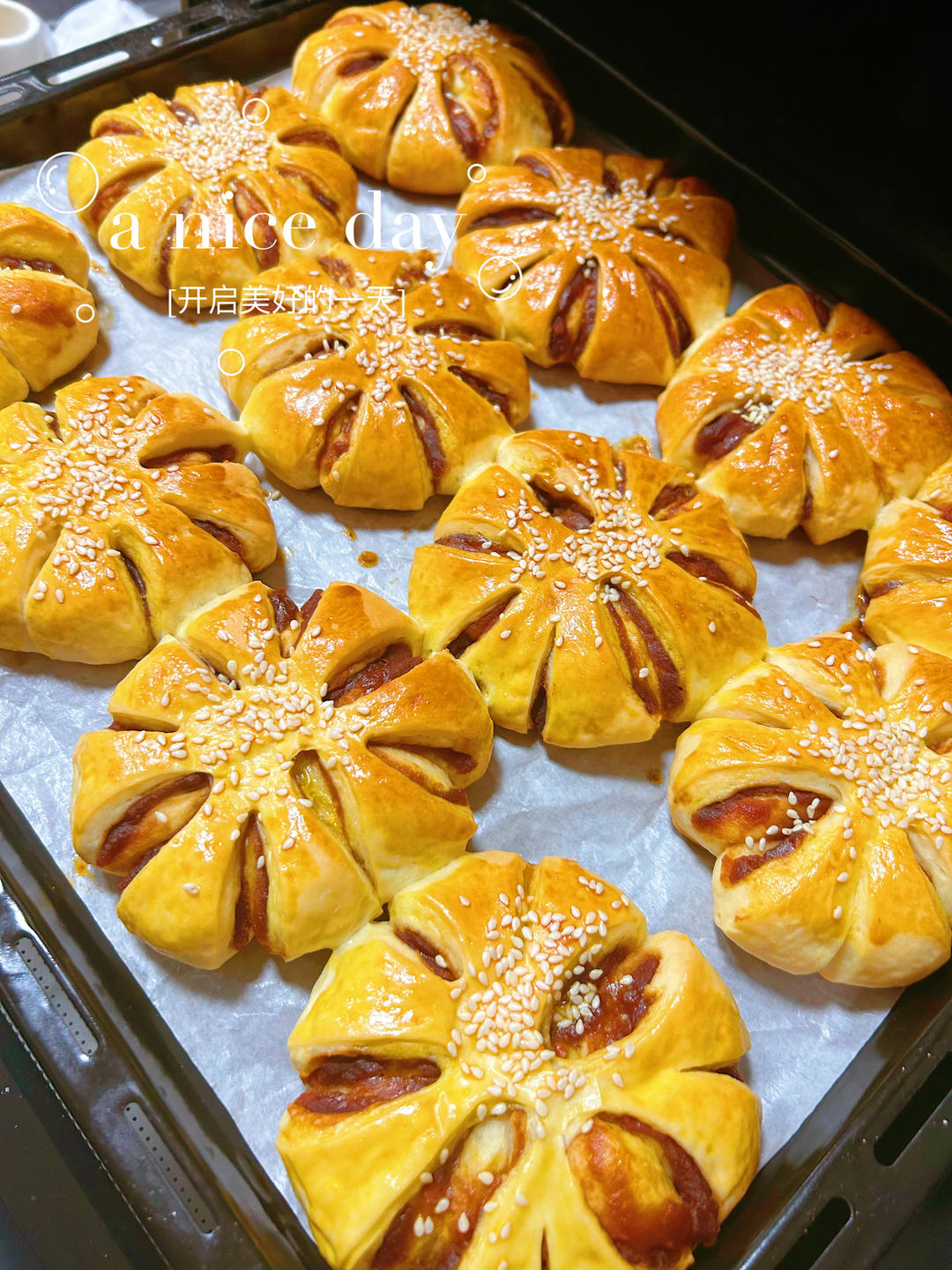 豆沙花朵面包（附红豆馅做法）