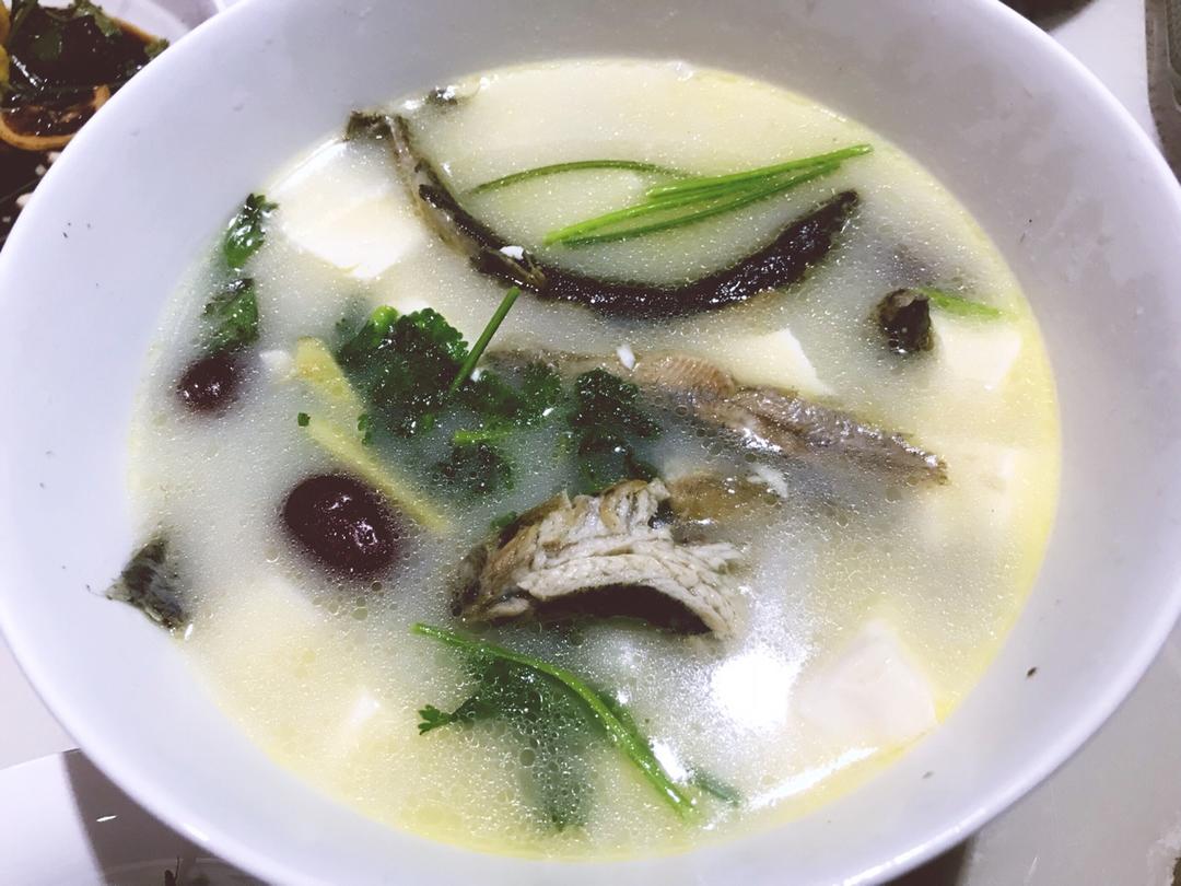 羽茆做的淮山泥鳅汤