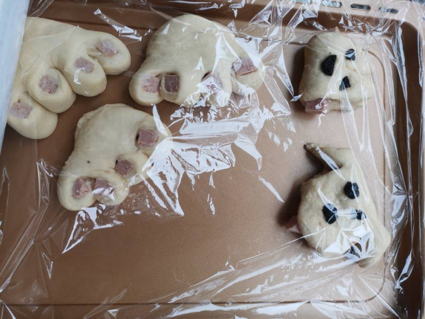 《Tinrry+》几块钱就能做的蜂蜜脆底小面包