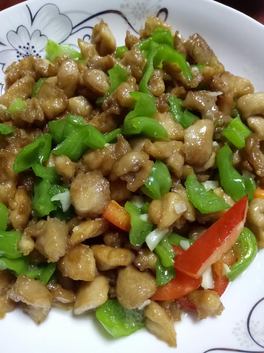 青椒炒鸡腿肉（大厨级别）